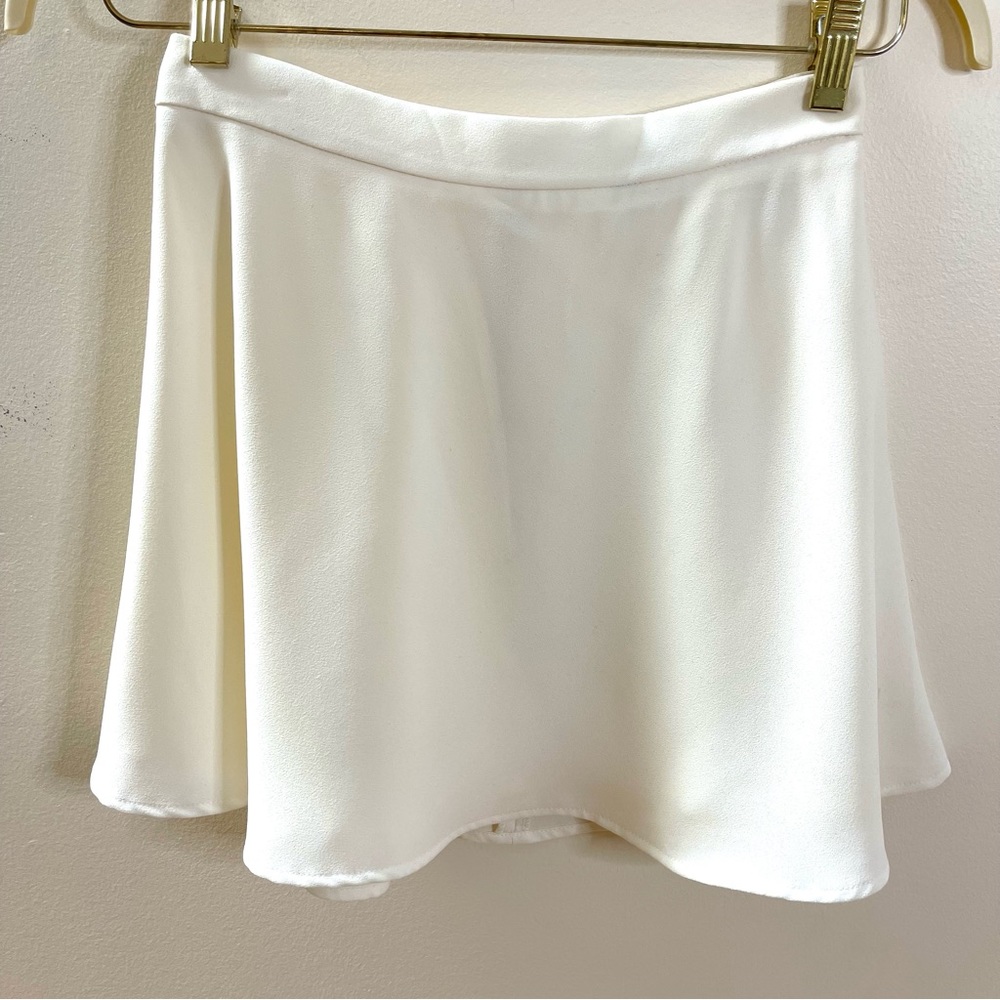 NWOT Express Ivory A Line mini skirt size 0